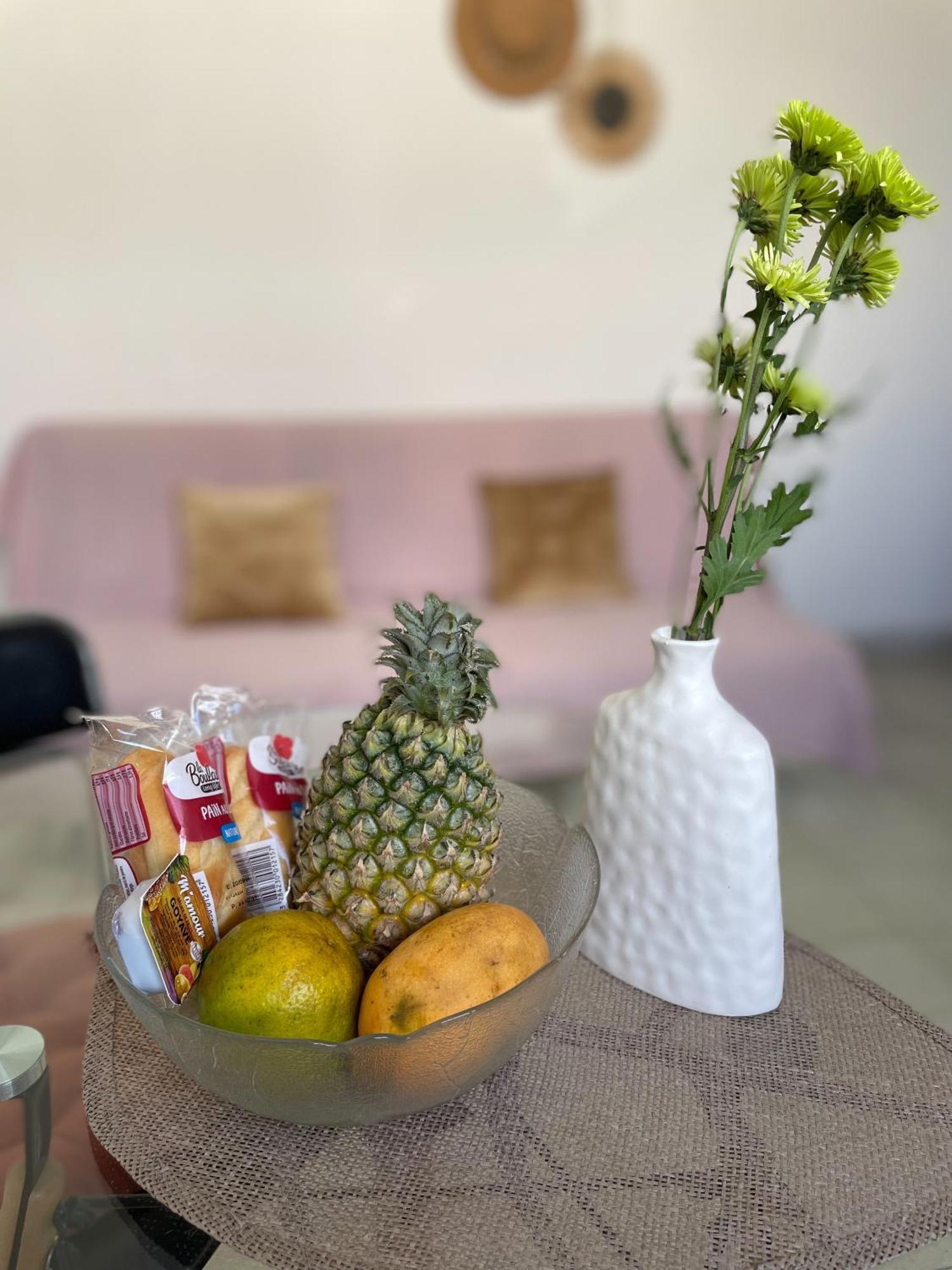 Appartement T2 Calme Et Lumineux Au Coeur De Pointe-A-Pitre Extérieur photo
